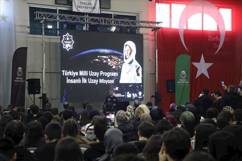 Astronot Alper Gezeravcı İnegöl’de Öğrencilerle Buluştu