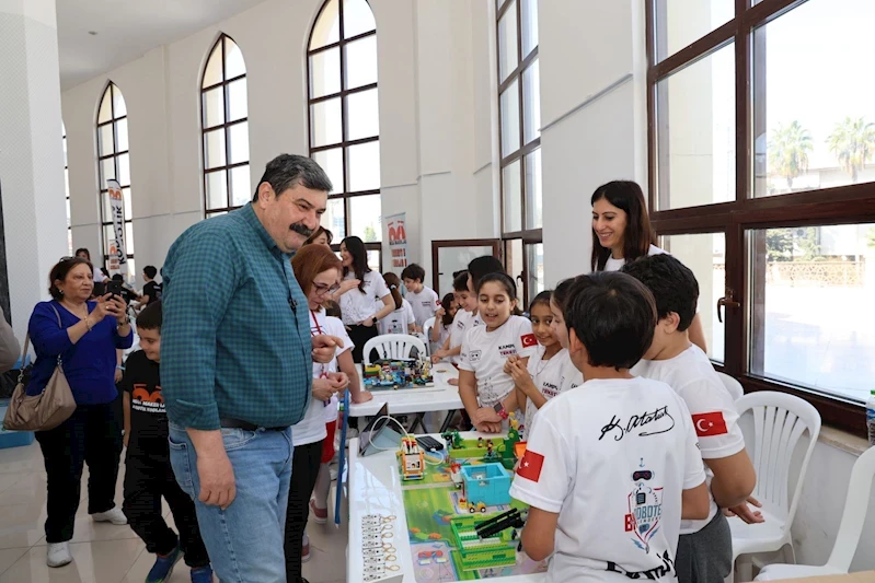 TOROSLAR BELEDİYESİNİN ÖNCÜLÜĞÜNDE ROBOTİK YARIŞMA DÜZENLENDİ