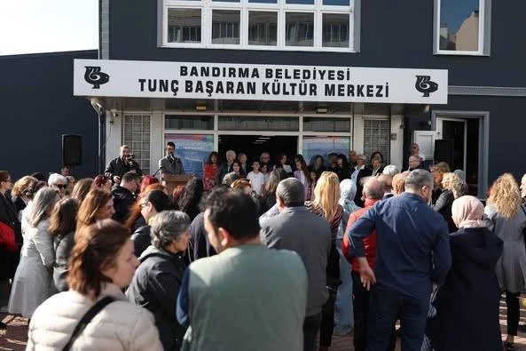 “Atölye Panormos - İz Bırakan Fırçalar” Karma Resim Sergisi Açıldı