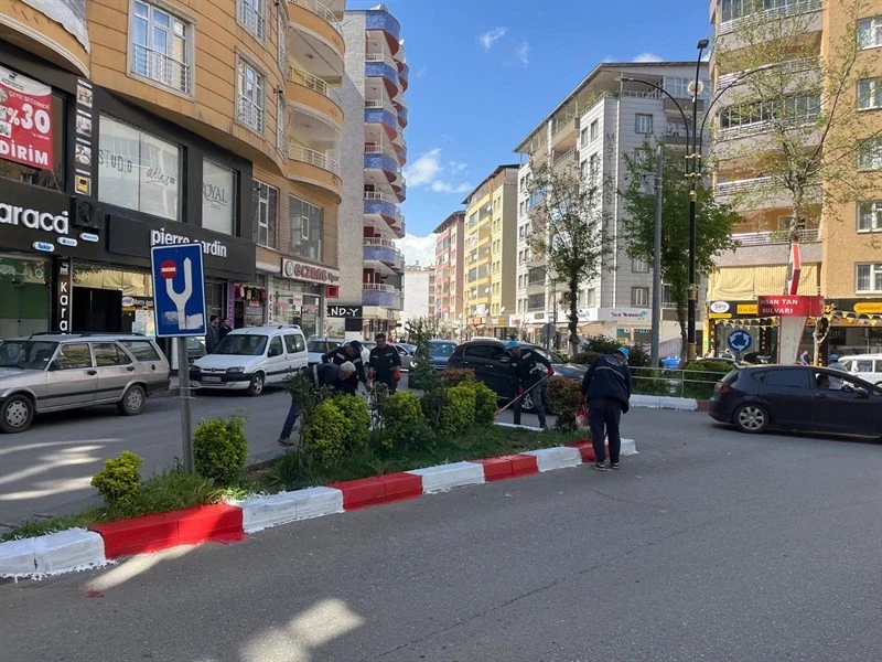 Siirt’te Yol Çalışmaları Hızlanıyor!